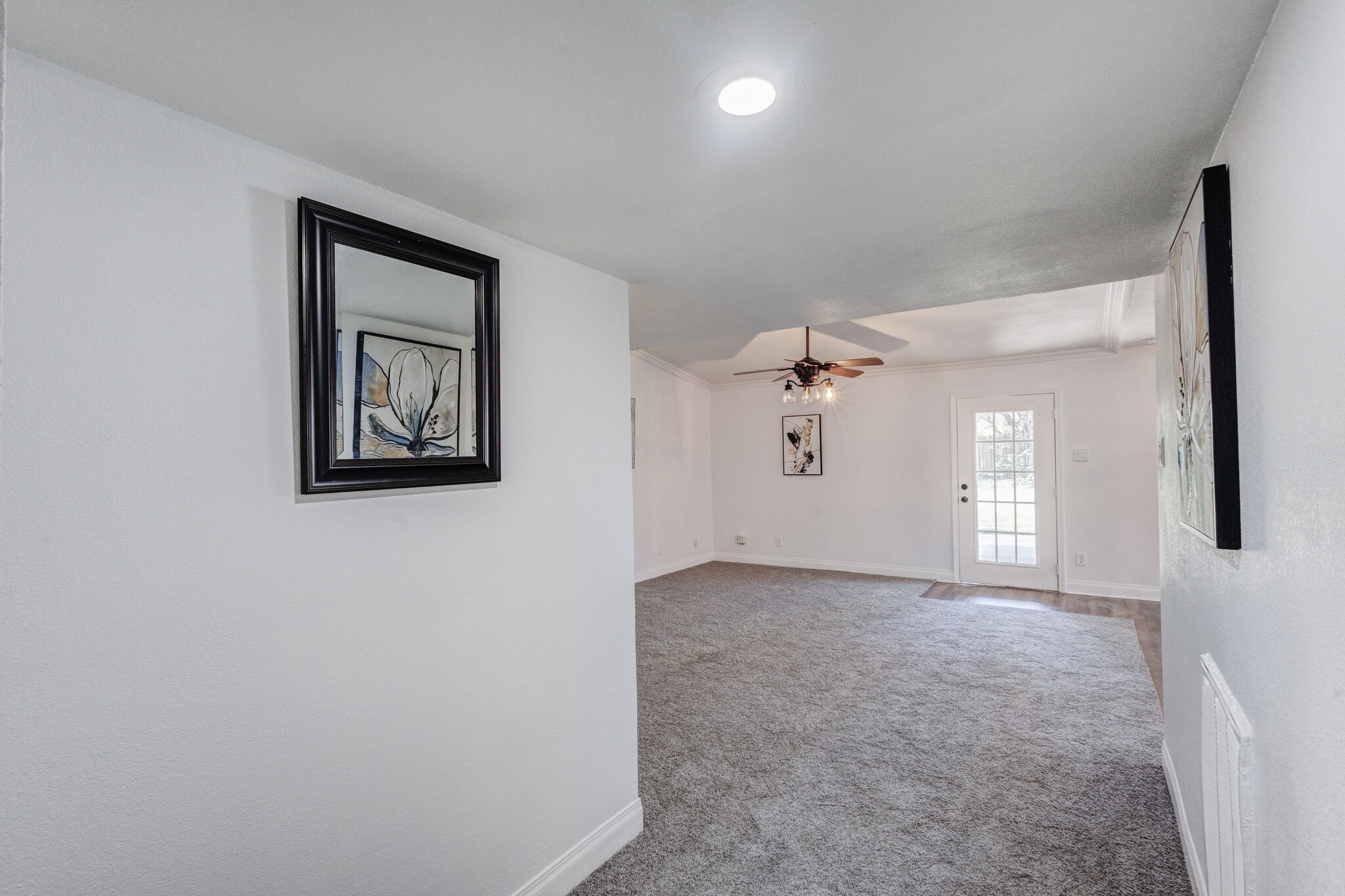 606 Hillcrest Street Mansfield TX 76063