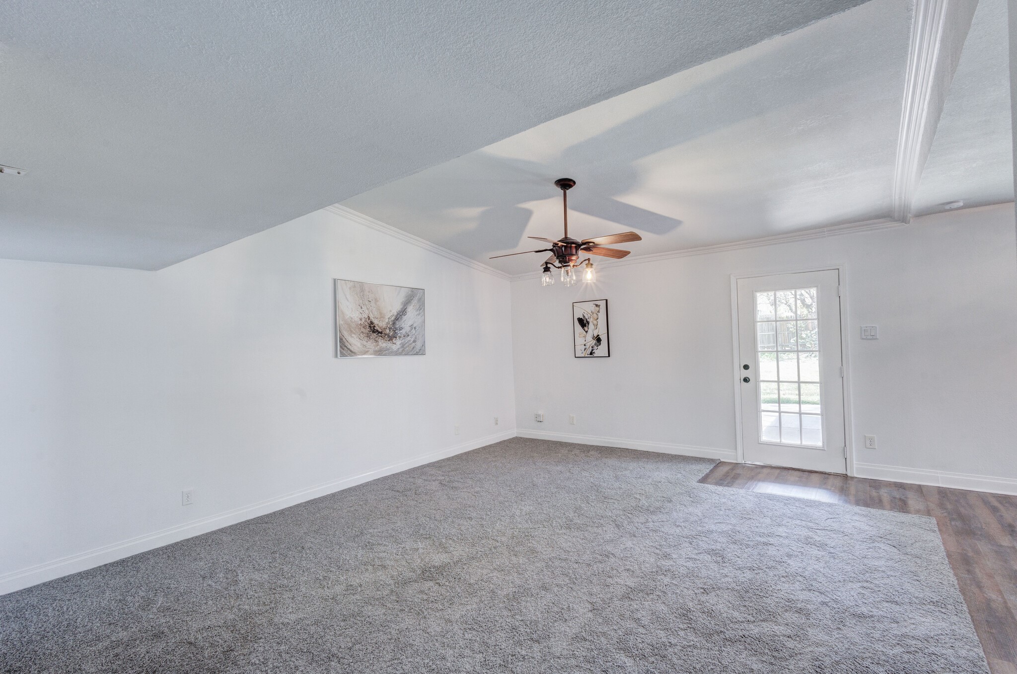 606 Hillcrest Street Mansfield TX 76063