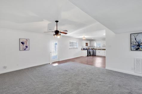 606 Hillcrest Street Mansfield TX 76063
