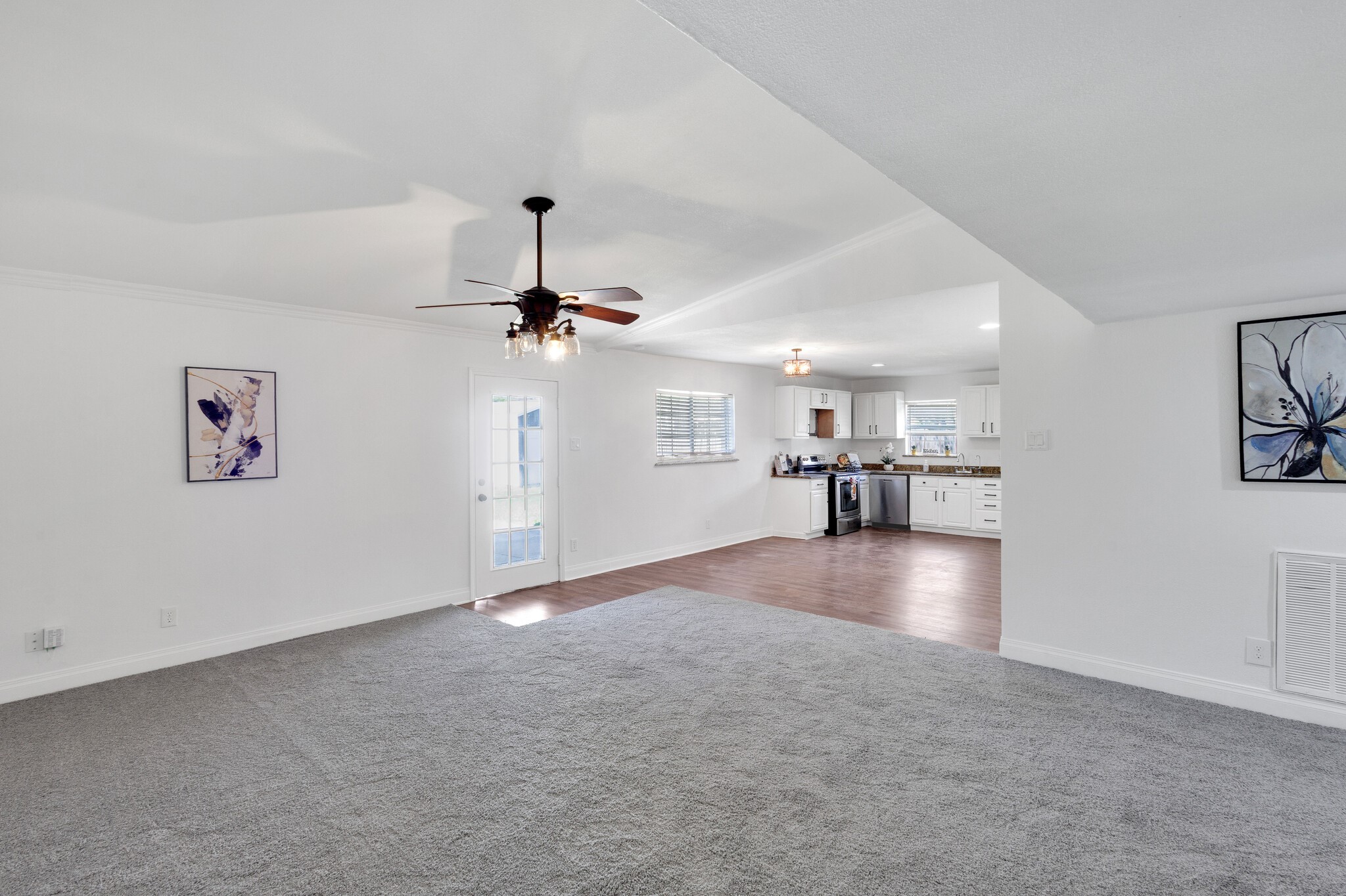 606 Hillcrest Street Mansfield TX 76063