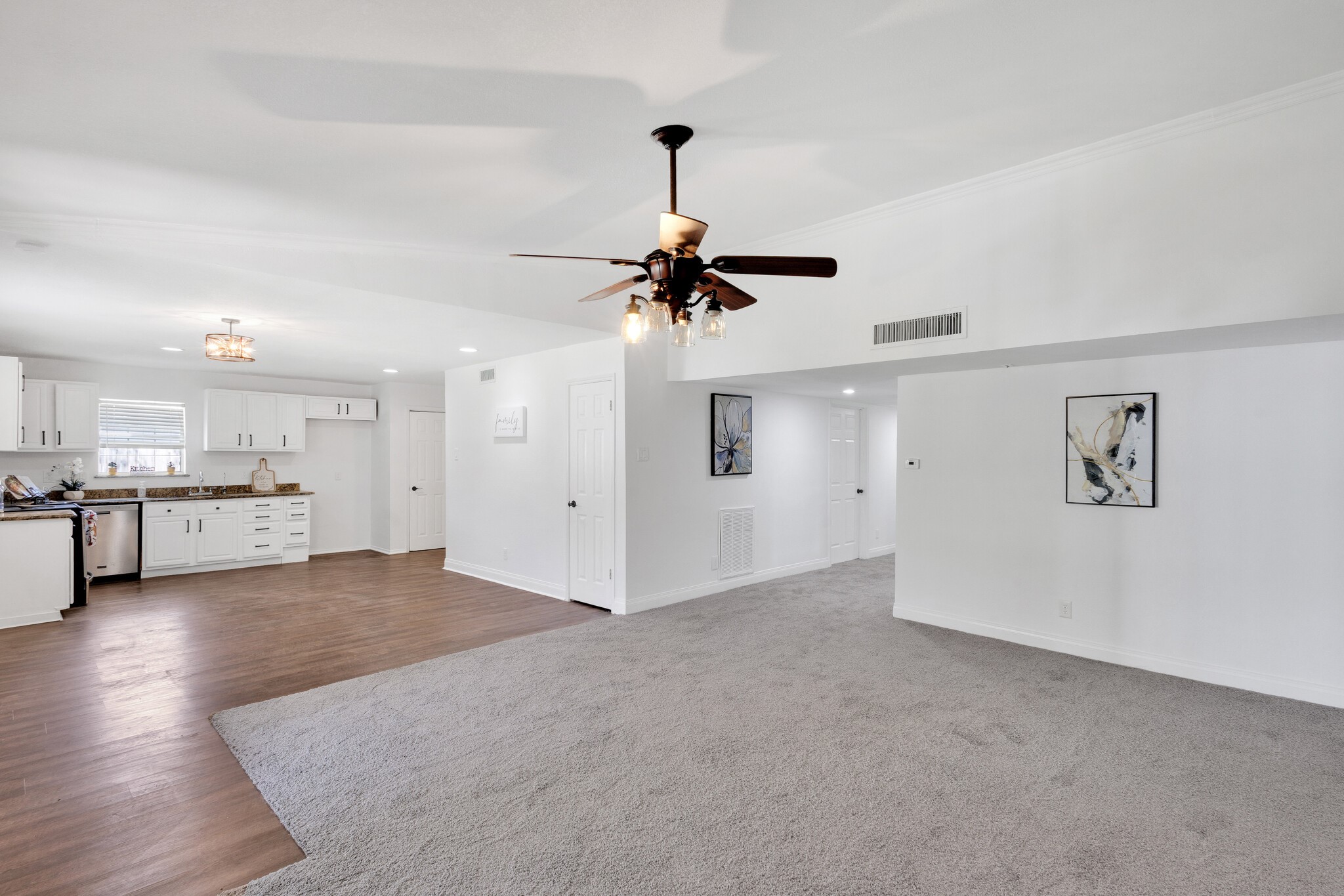 606 Hillcrest Street Mansfield TX 76063