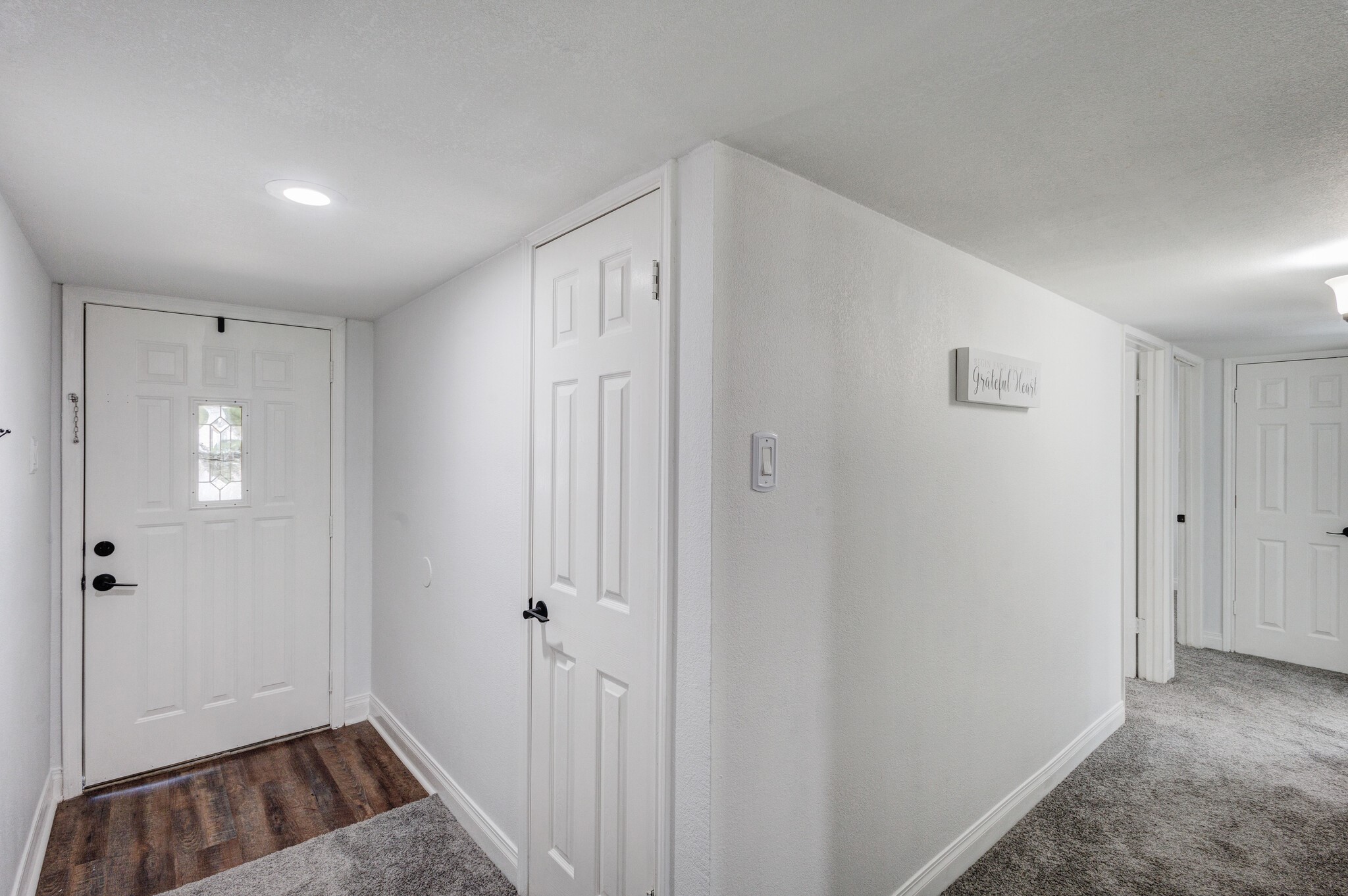 606 Hillcrest Street Mansfield TX 76063