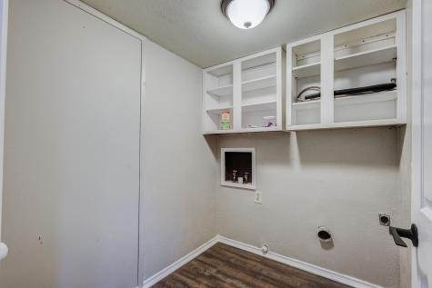 606 Hillcrest Street Mansfield TX 76063