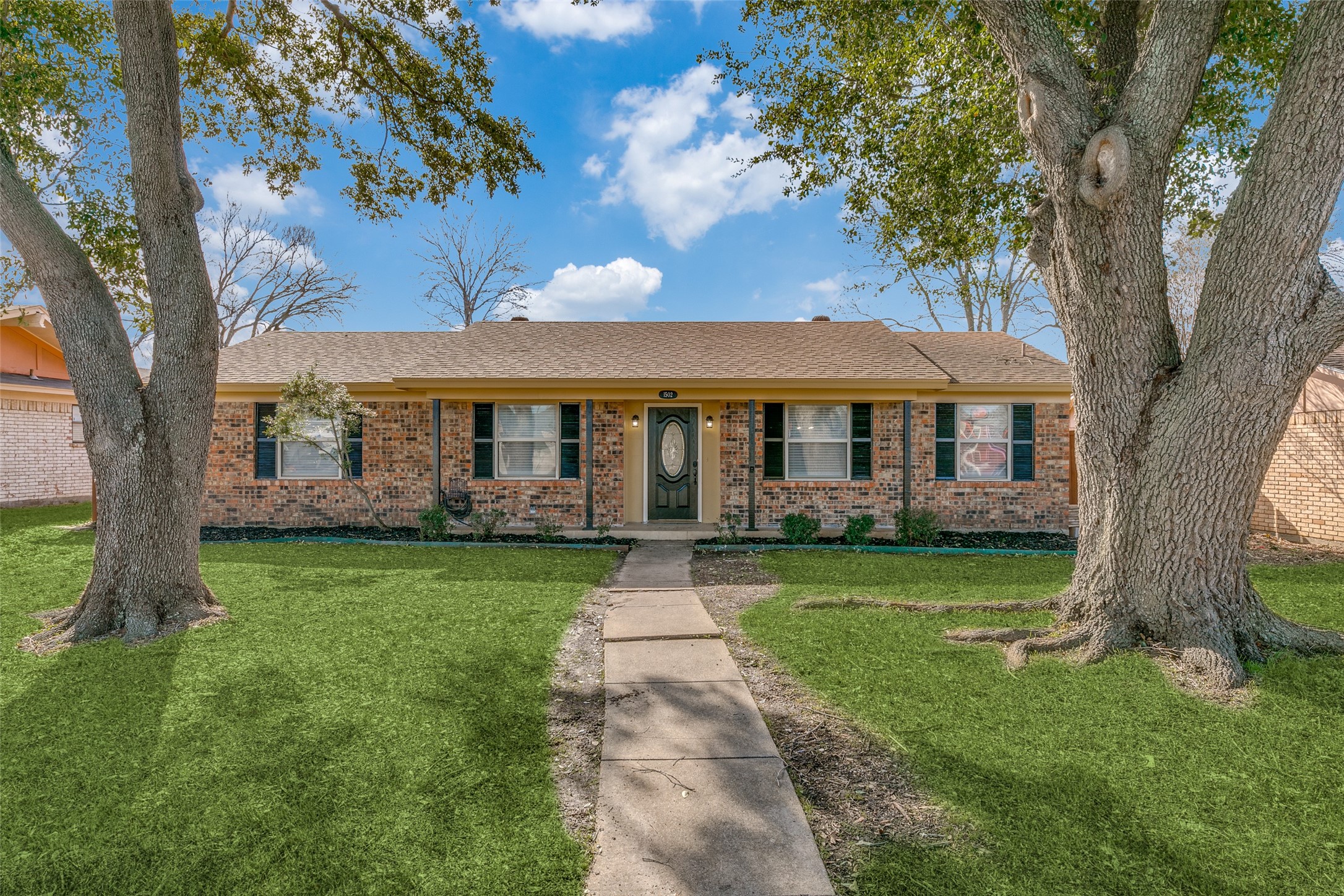 1502 Crockett Street Garland TX 75042