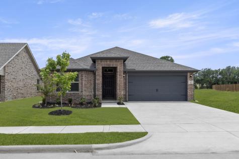 1633 Elle Lane Aubrey TX 76227