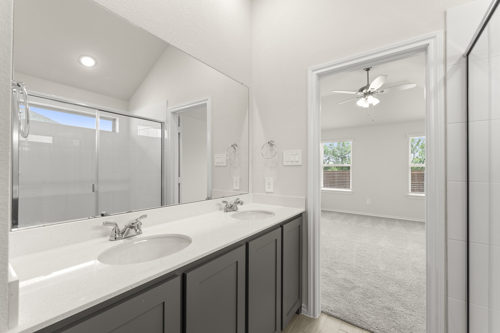 1633 Elle Lane Aubrey TX 76227