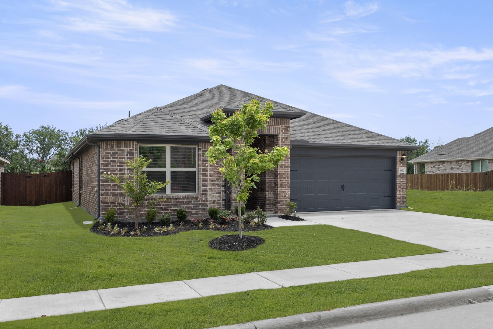 1633 Elle Lane Aubrey TX 76227