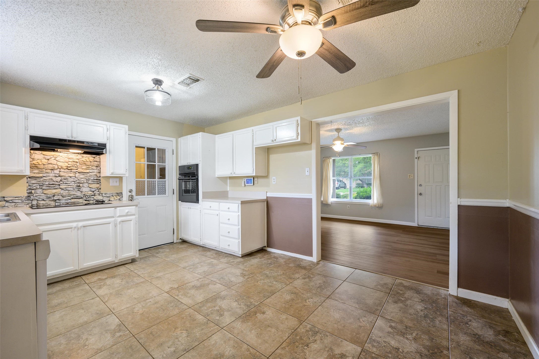 1119 Chester Street Cleburne TX 76033