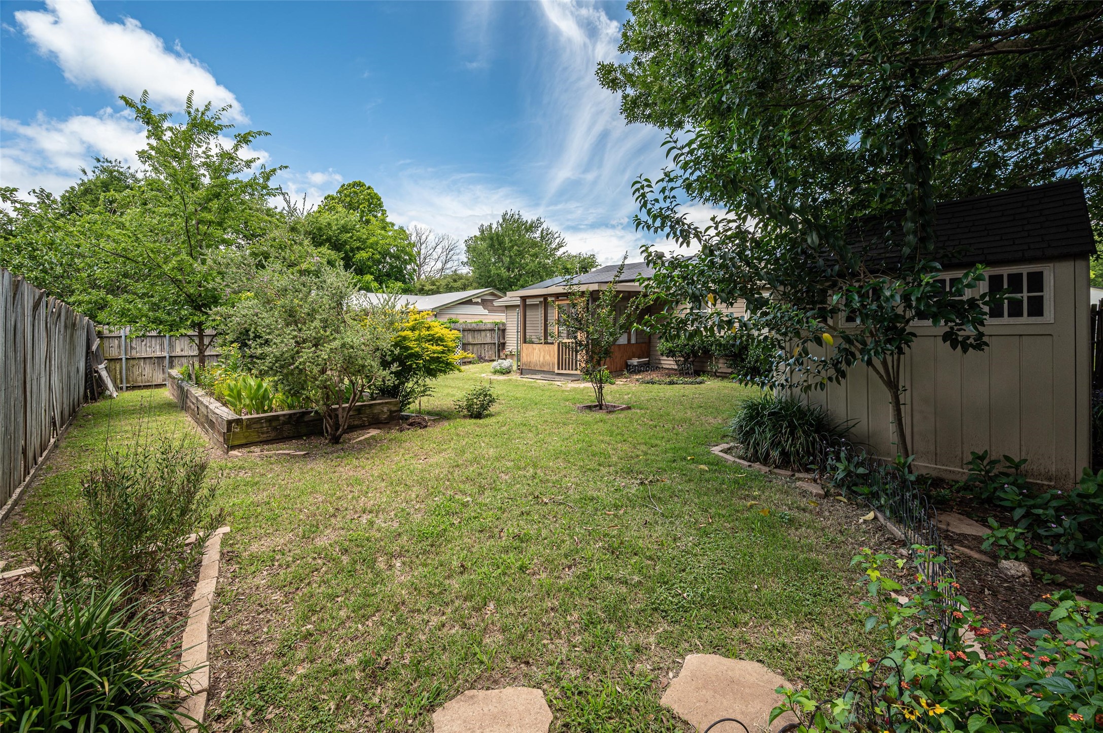 1119 Chester Street Cleburne TX 76033
