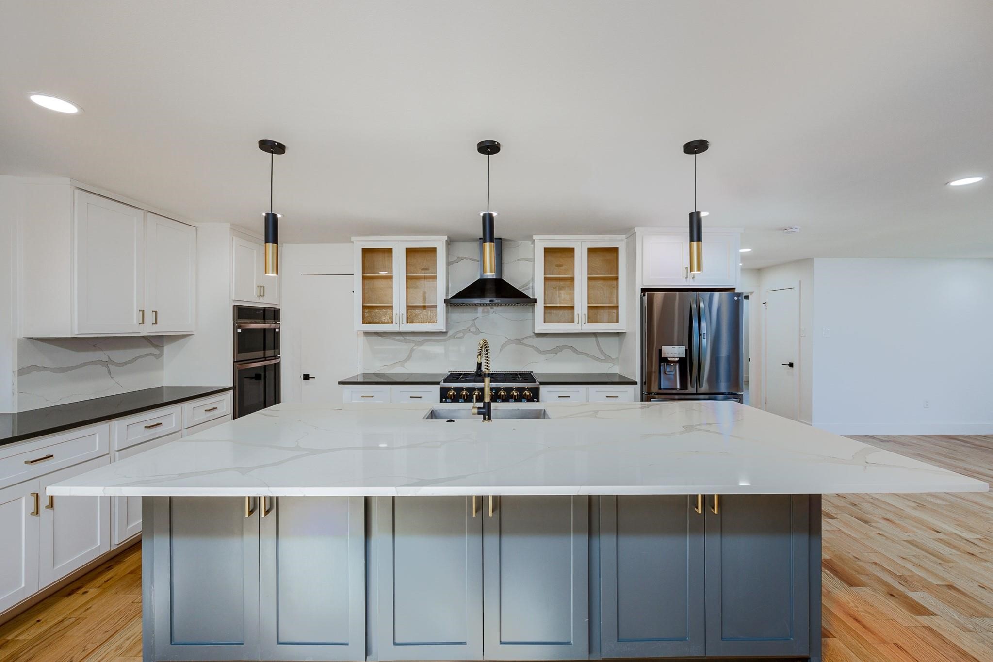 4048 Allencrest Lane Dallas TX 75244
