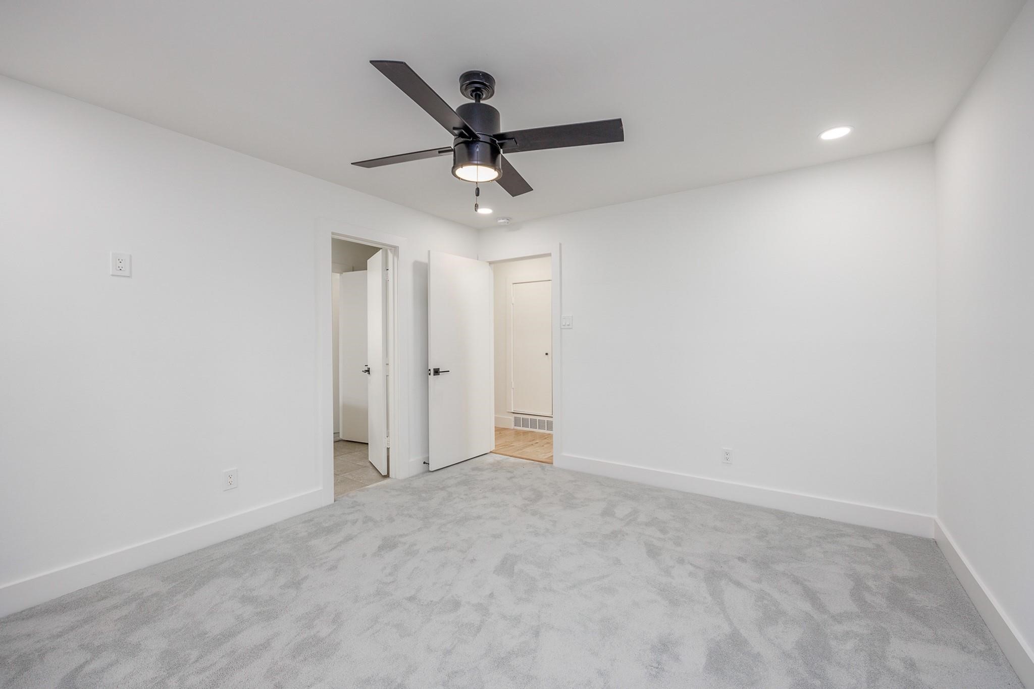 4048 Allencrest Lane Dallas TX 75244