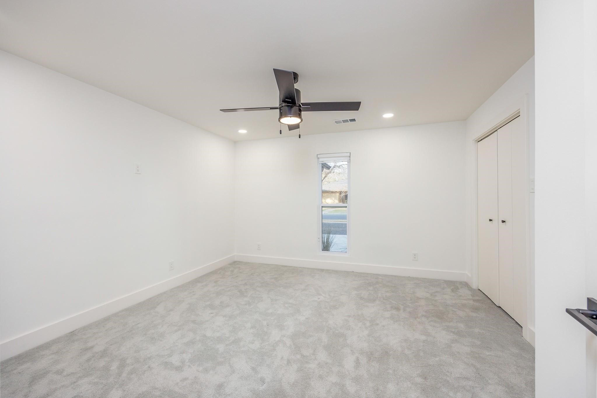 4048 Allencrest Lane Dallas TX 75244