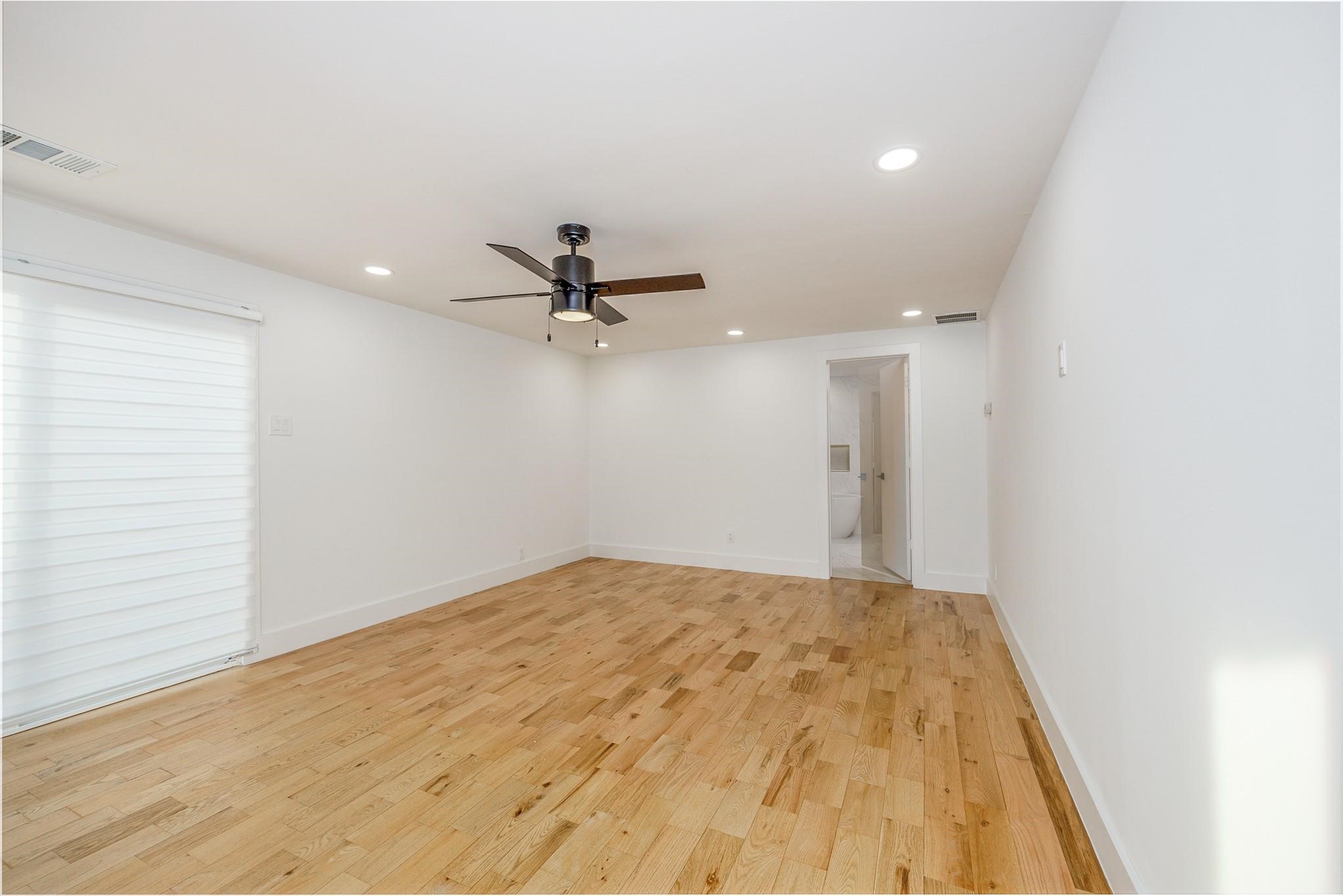 4048 Allencrest Lane Dallas TX 75244