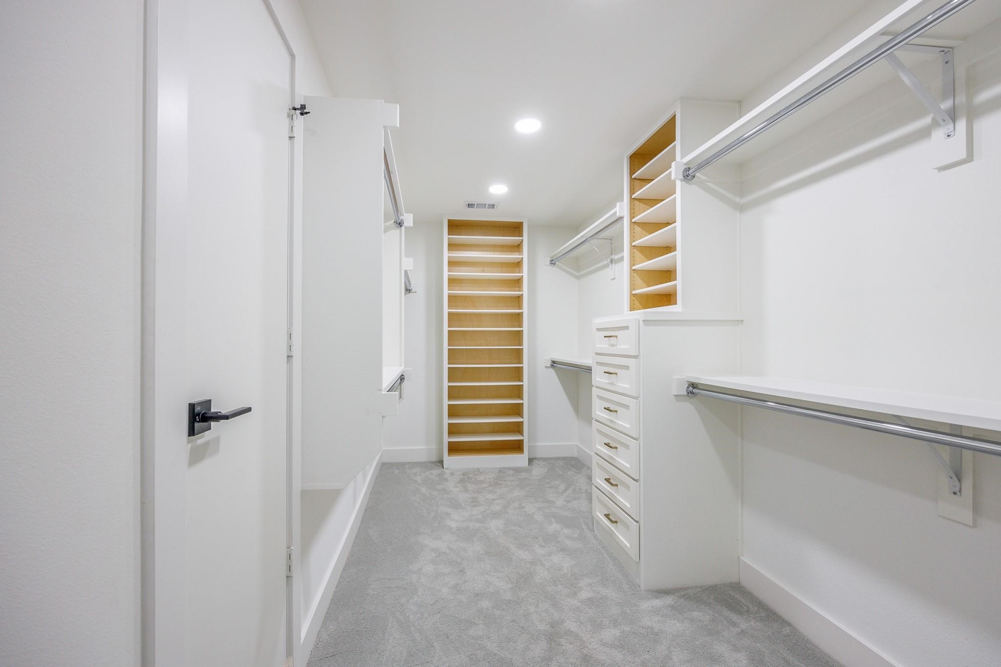 4048 Allencrest Lane Dallas TX 75244