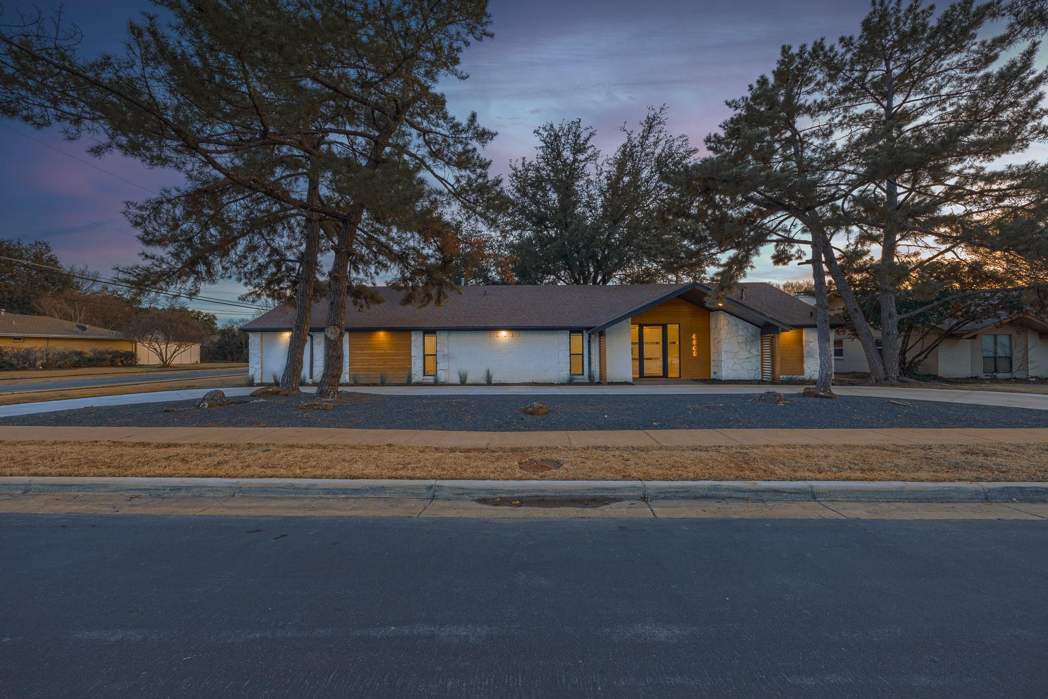 4048 Allencrest Lane Dallas TX 75244