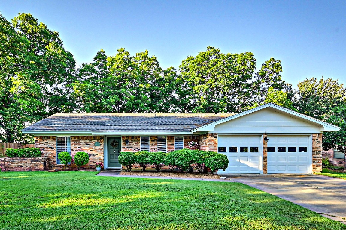 2402 Leonard Court Arlington TX 76015