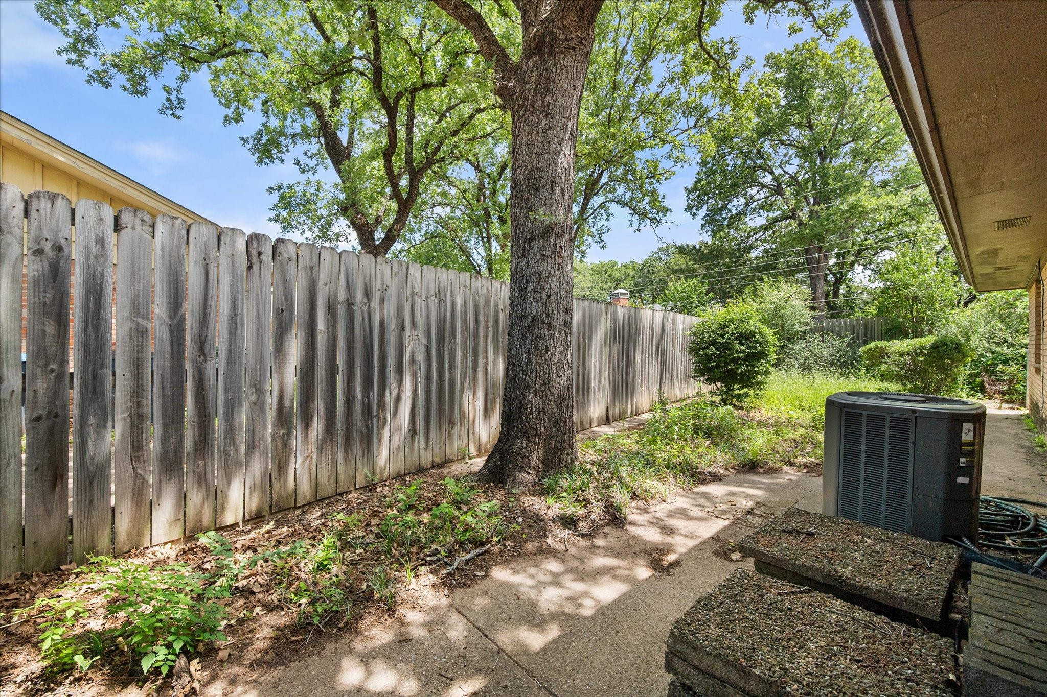 1605 Cienegas Circle Fort Worth TX 76112