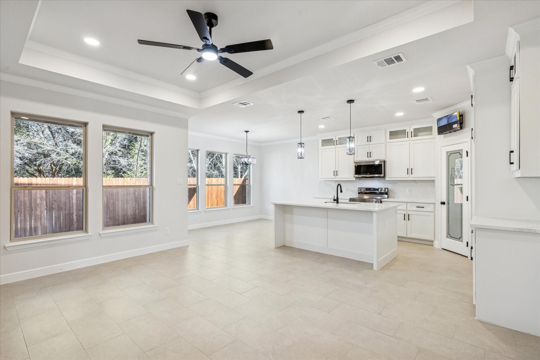 5627 Barkridge Drive Granbury TX 76048