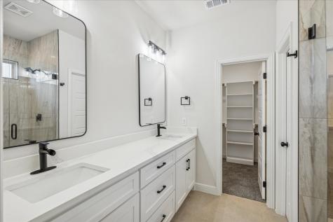 5627 Barkridge Drive Granbury TX 76048