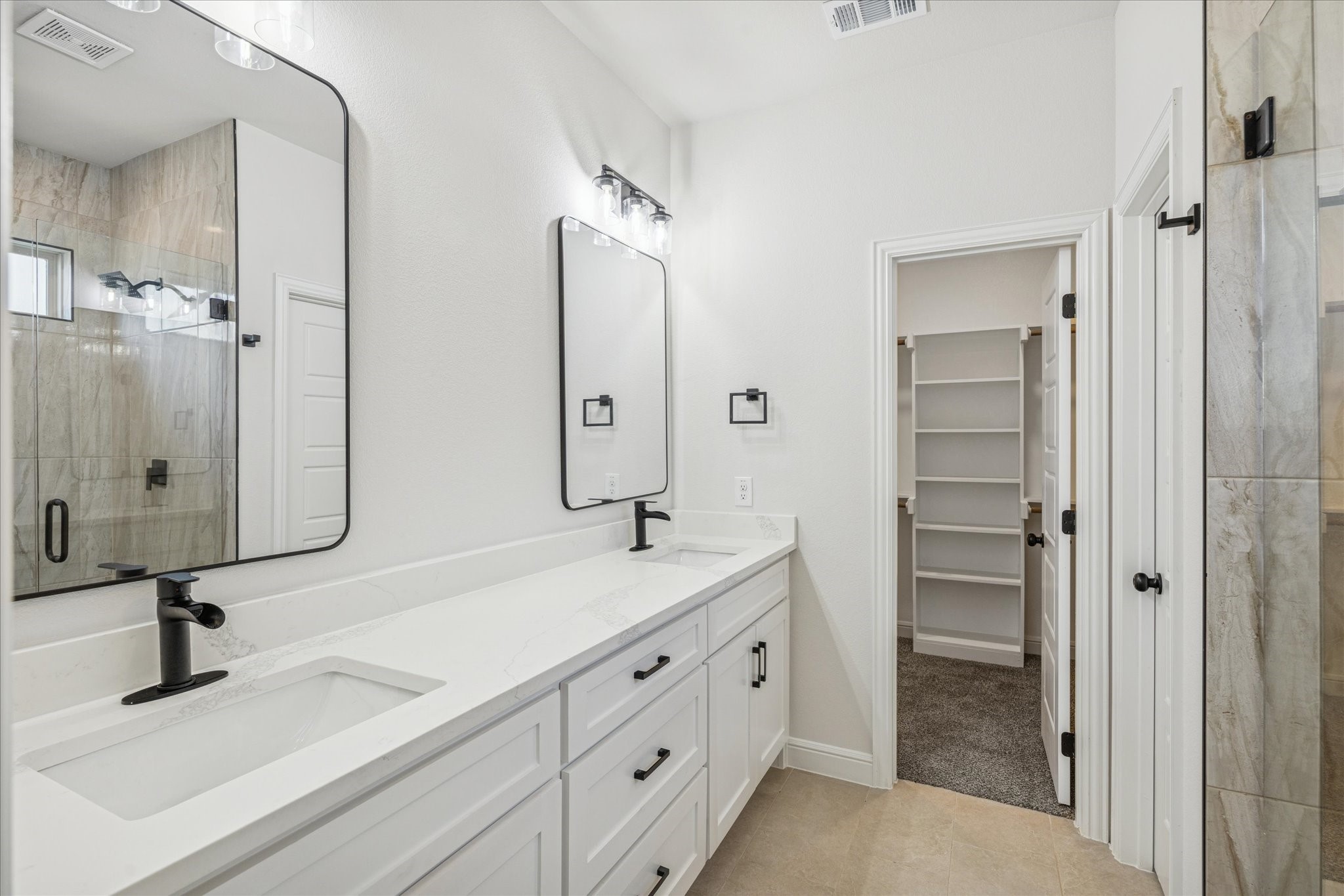 5627 Barkridge Drive Granbury TX 76048