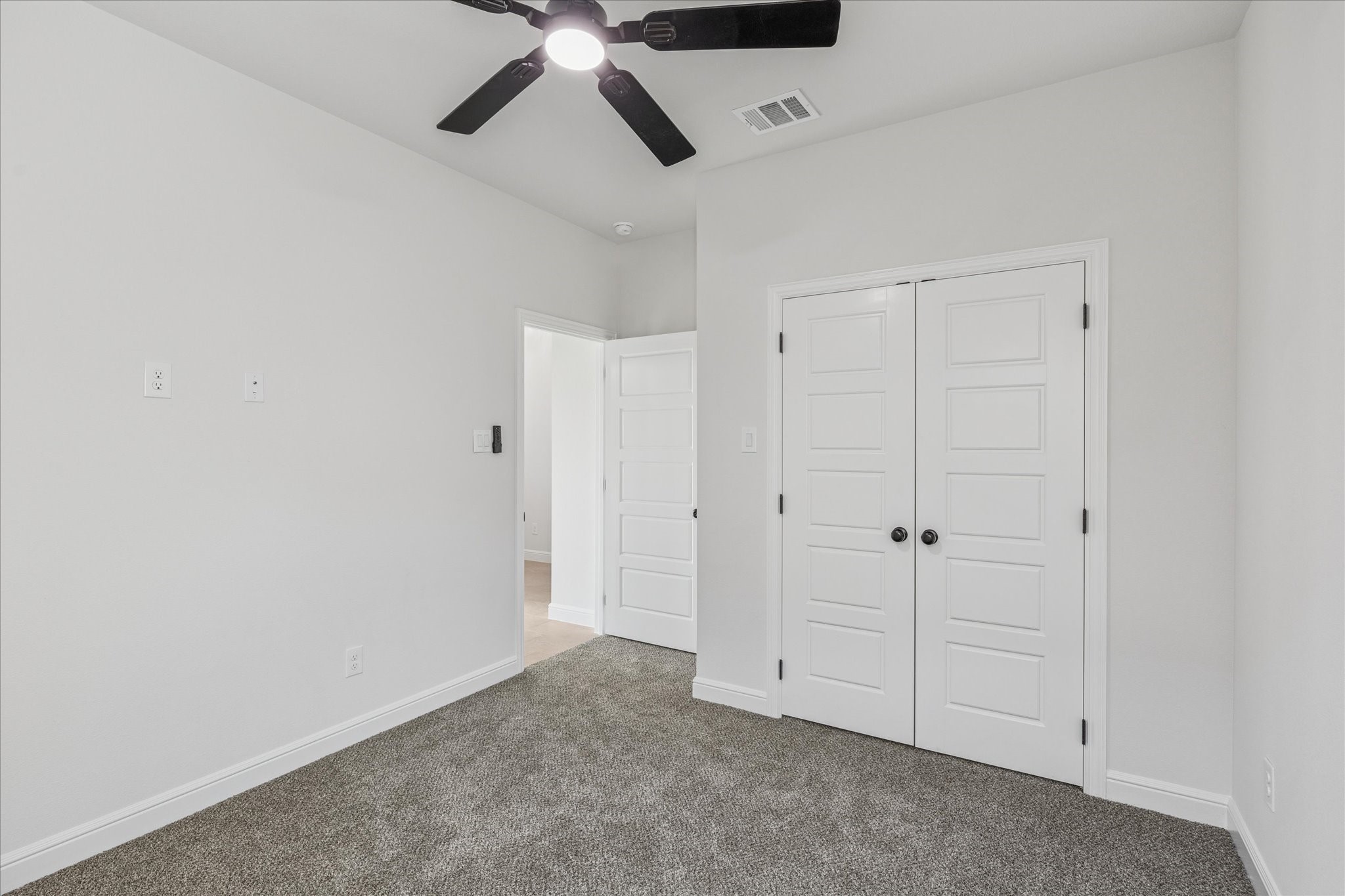 5627 Barkridge Drive Granbury TX 76048