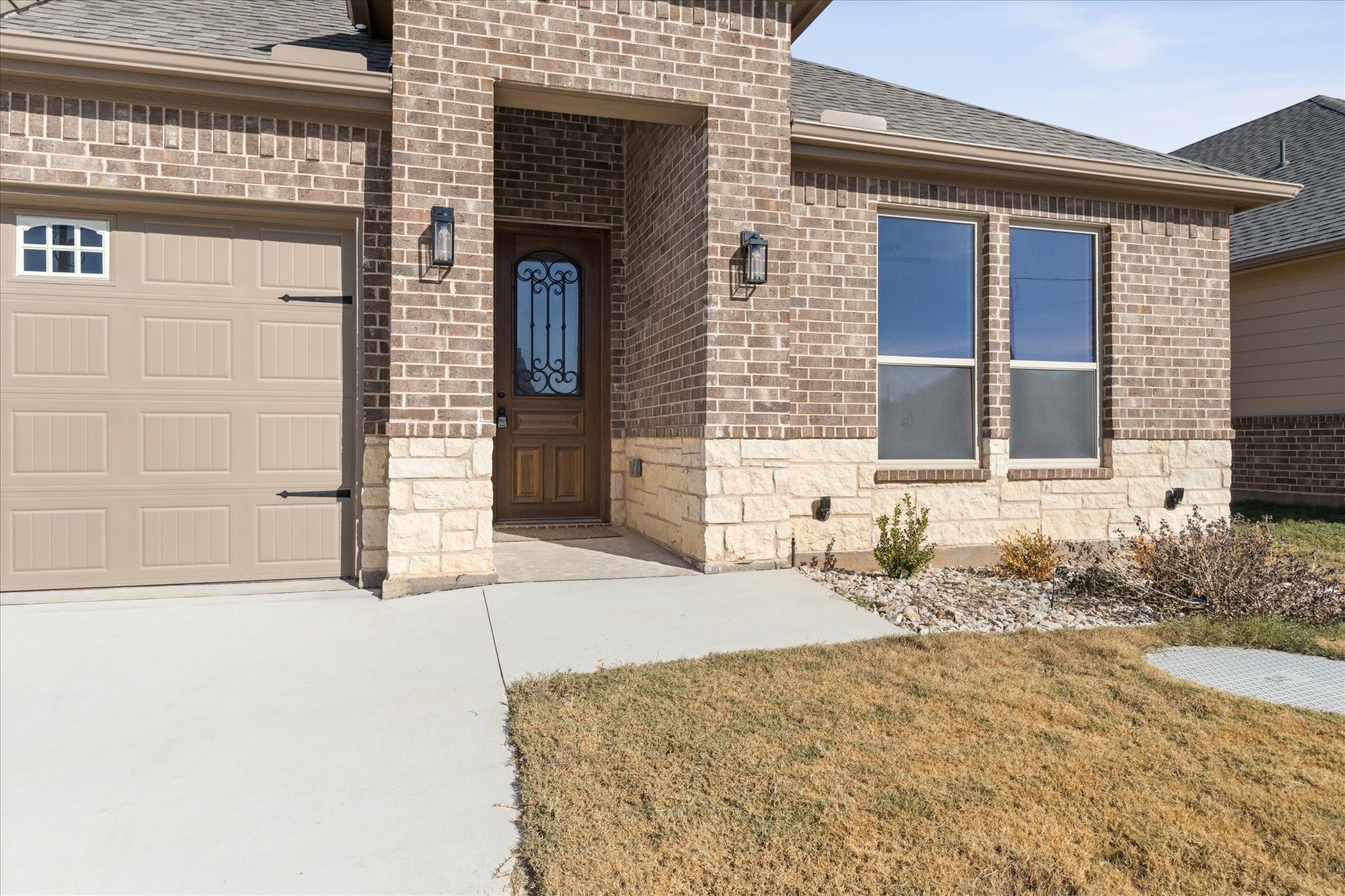 5627 Barkridge Drive Granbury TX 76048