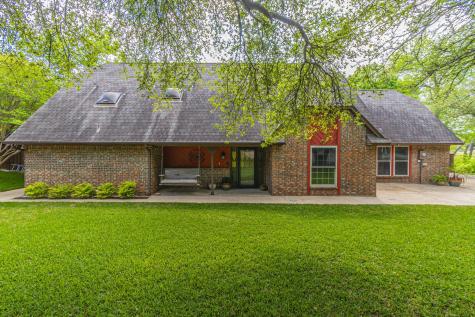 127 Nicklaus Nook Lancaster TX 75146