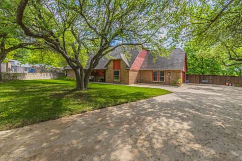 127 Nicklaus Nook Lancaster TX 75146
