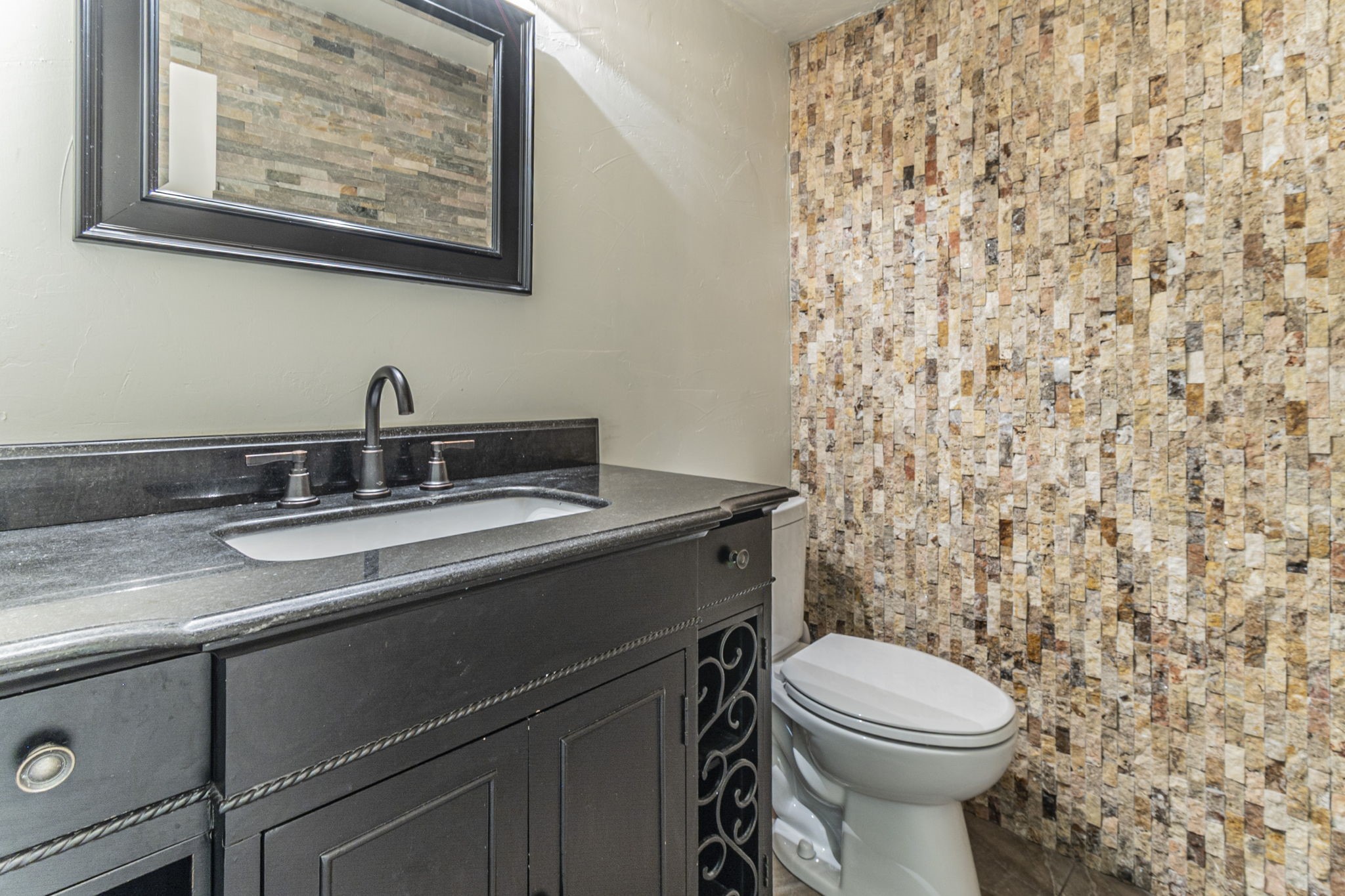 127 Nicklaus Nook Lancaster TX 75146