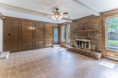 127 Nicklaus Nook Lancaster TX 75146