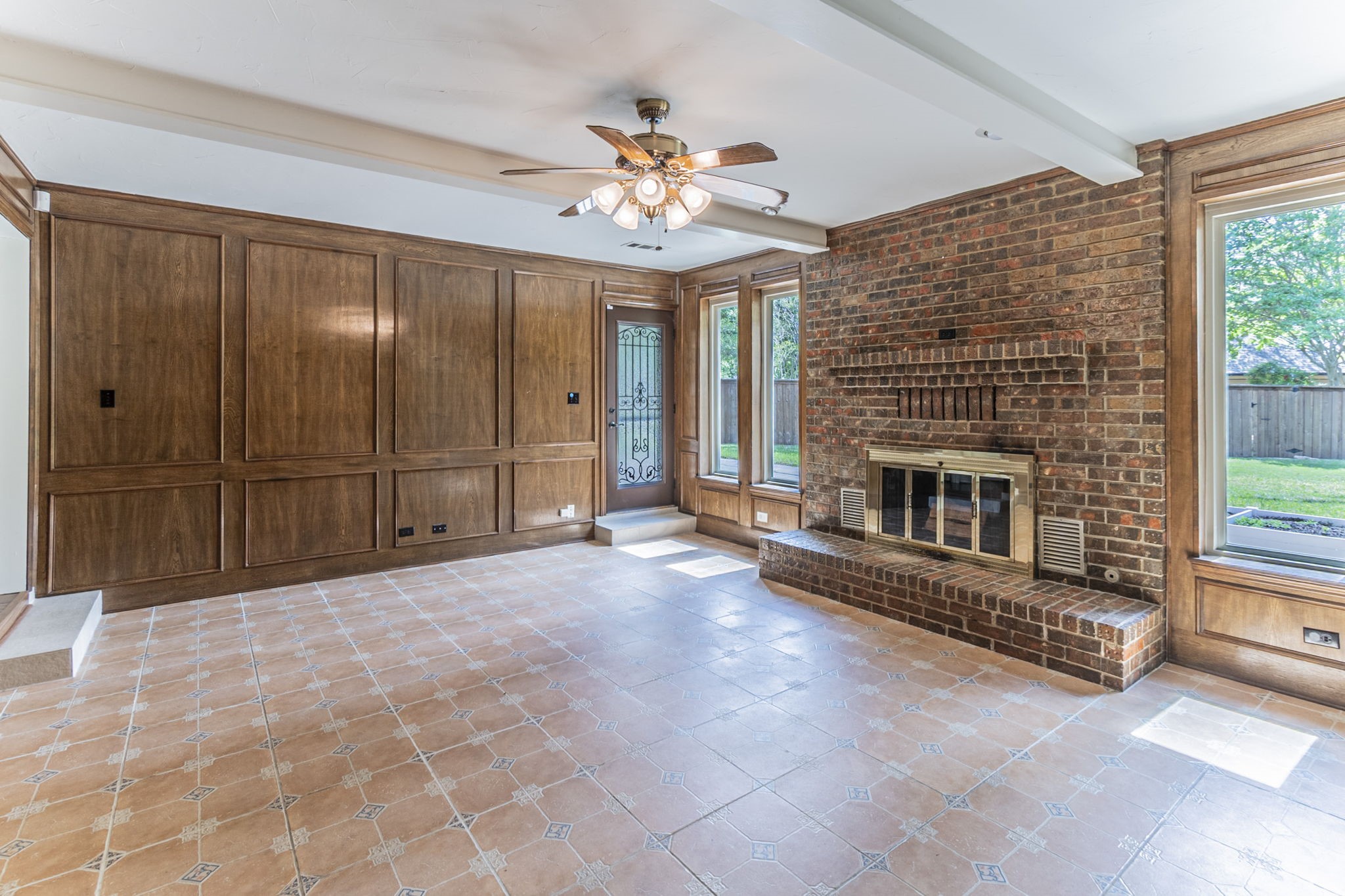 127 Nicklaus Nook Lancaster TX 75146