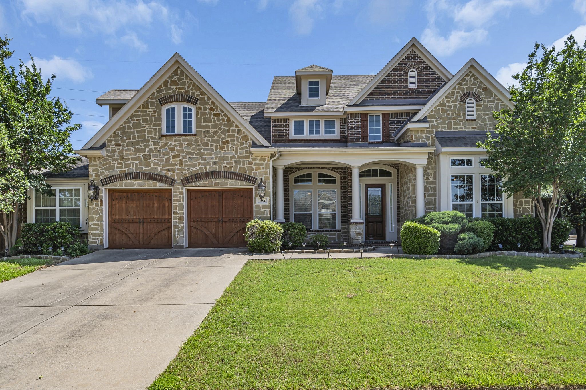 124 Sycamore Court Grapevine TX 76051