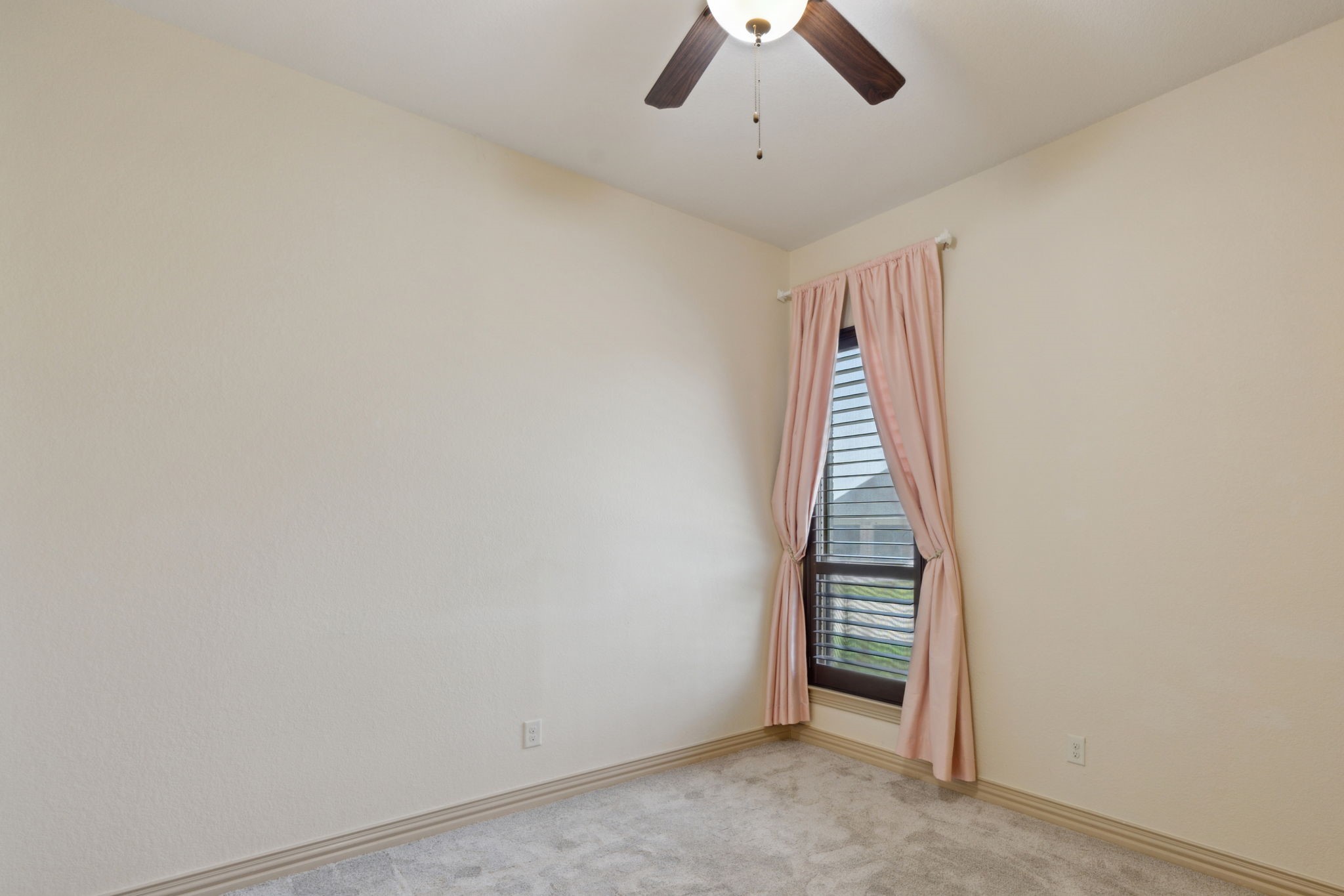 301 Harrison Circle Van Alstyne TX 75495