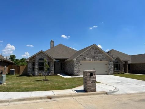1828 Town Creek Circle Weatherford TX 76086