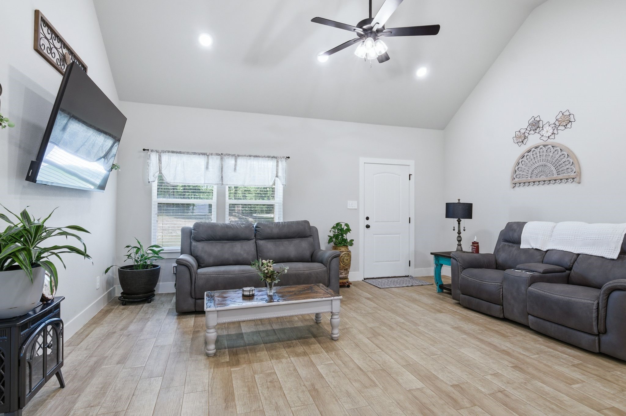 112 Monarch Lane Poolville TX 76487
