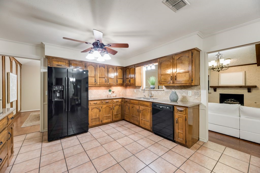 2000 Lake Shore Lane Plano TX 75023