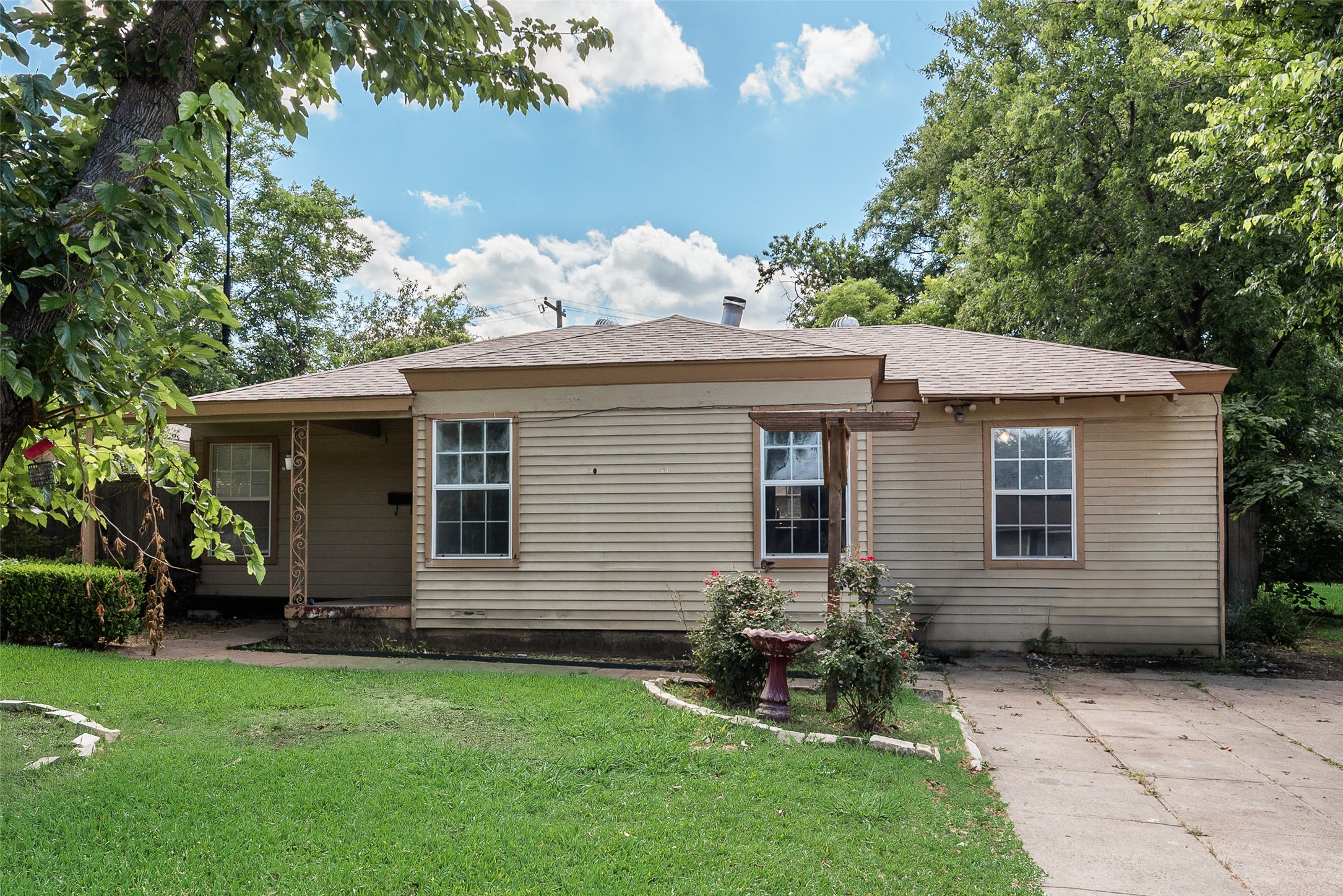 1209 Shady Lane Garland TX 75042