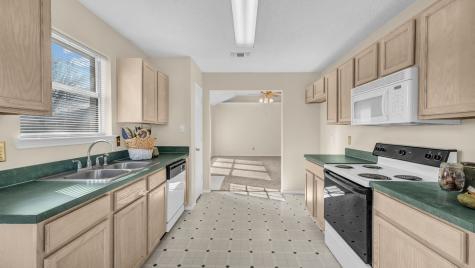 1100 Miles Avenue Burleson TX 76028