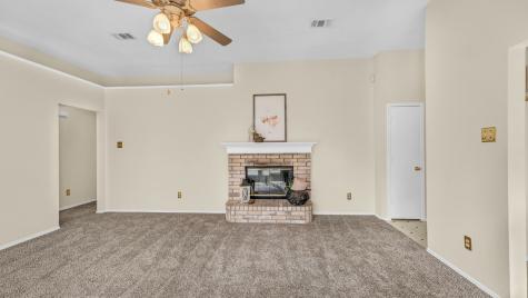 1100 Miles Avenue Burleson TX 76028
