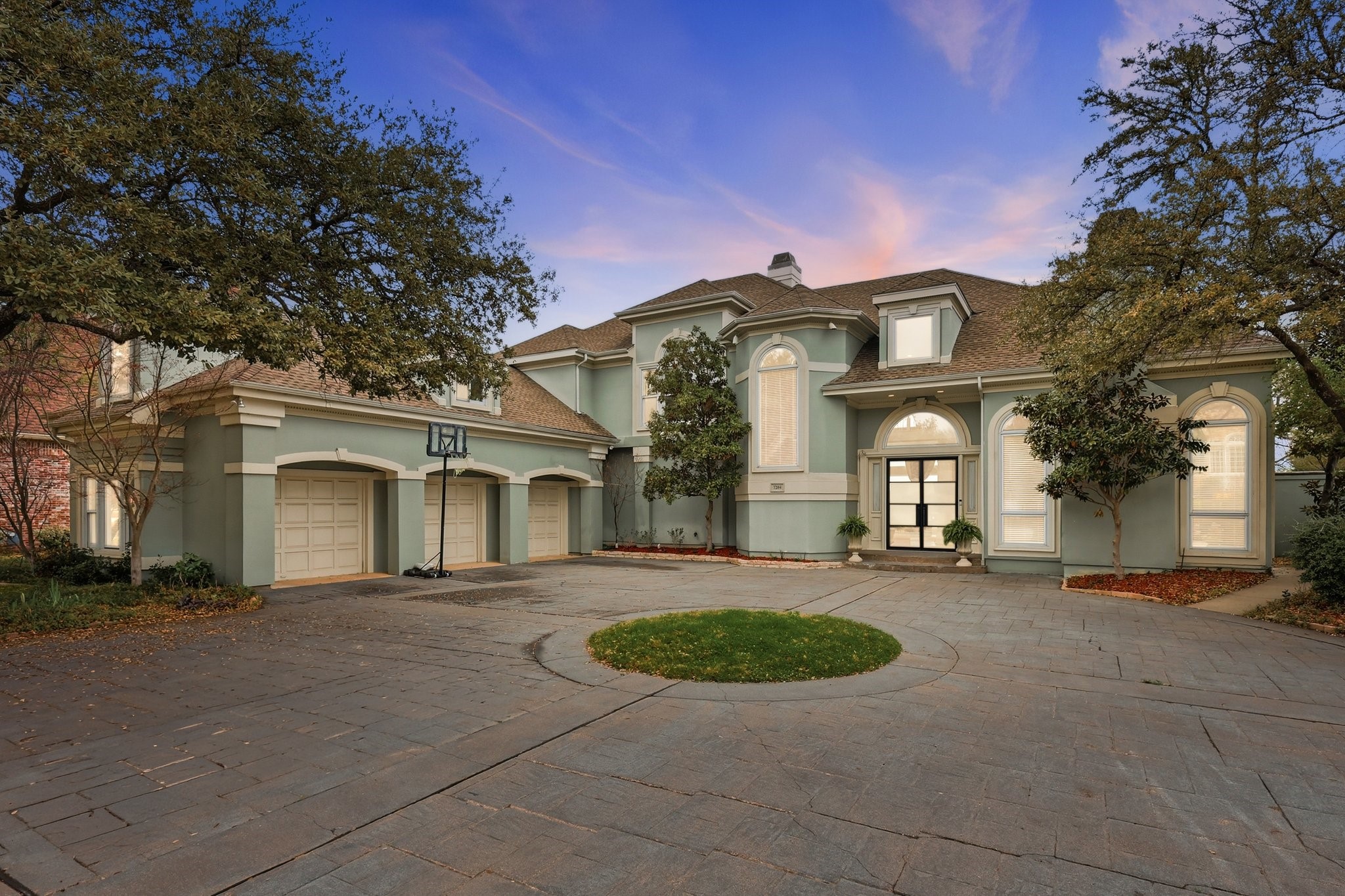 7204 Round Hill Road Mckinney TX 75072