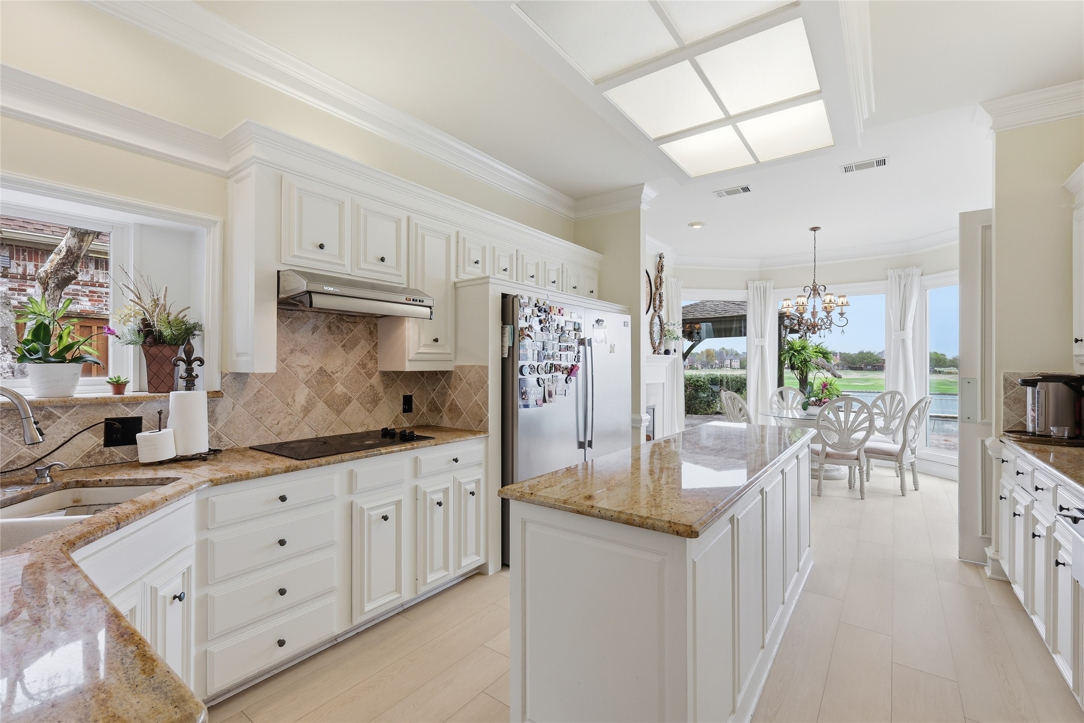 7204 Round Hill Road Mckinney TX 75072
