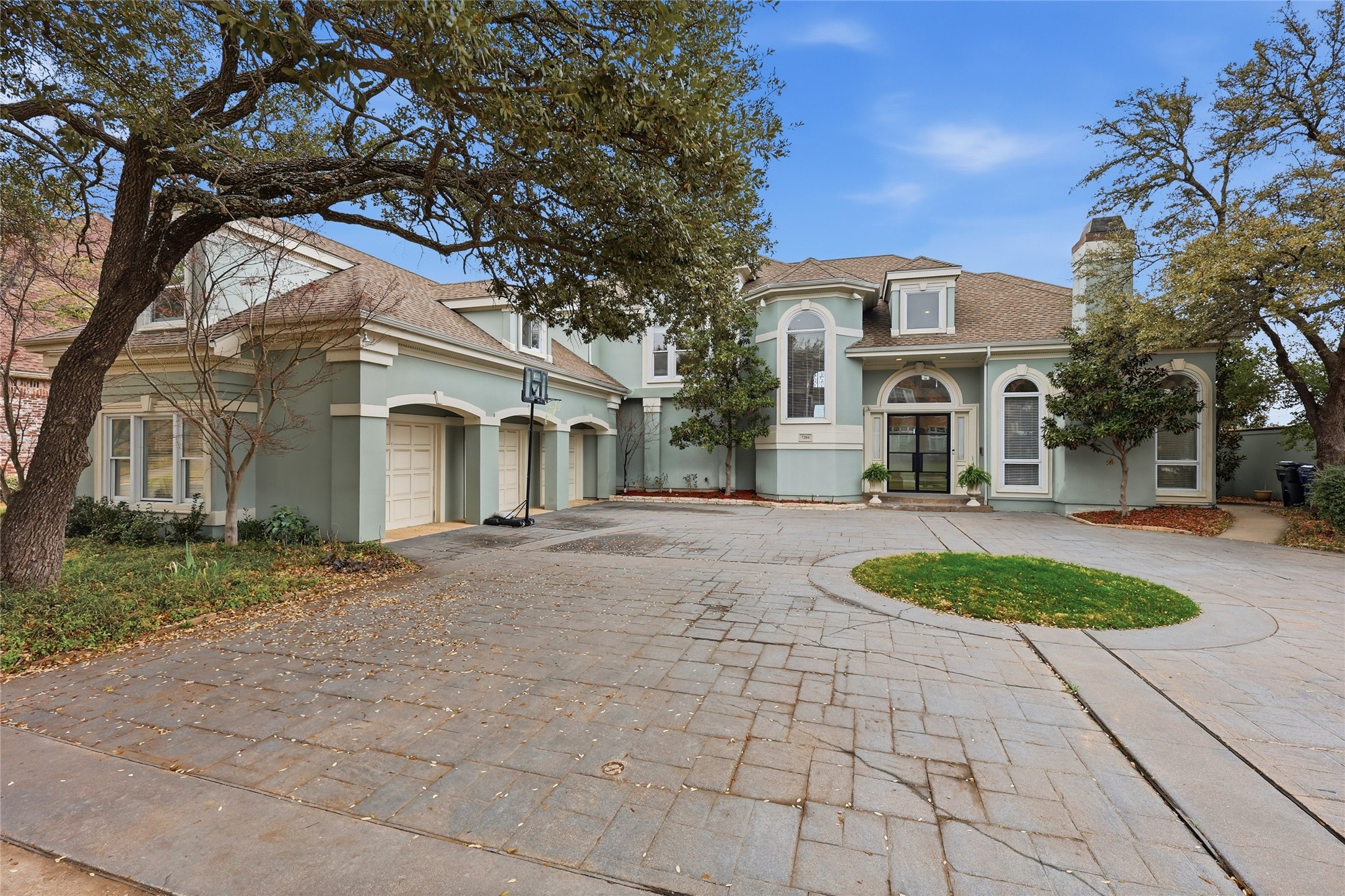 7204 Round Hill Road Mckinney TX 75072