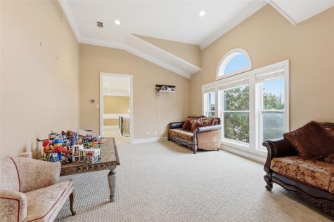 7204 Round Hill Road Mckinney TX 75072