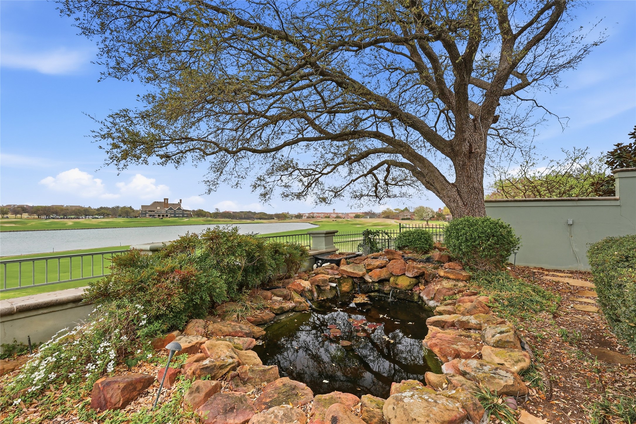 7204 Round Hill Road Mckinney TX 75072