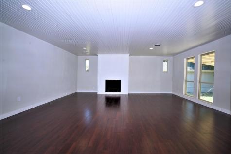 2435 Hillsboro Avenue Dallas TX 75228