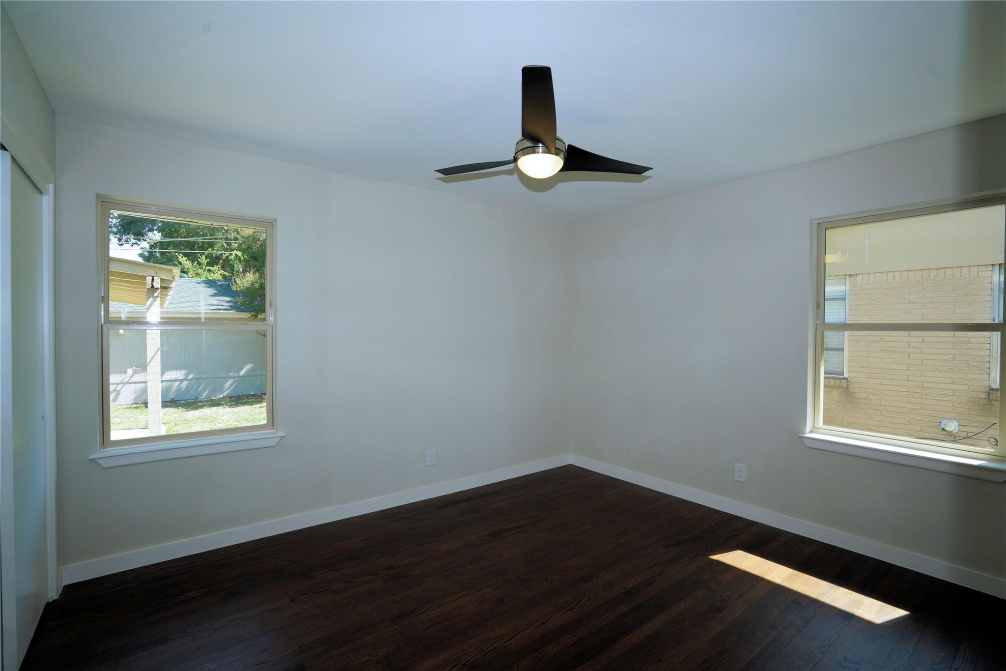 2435 Hillsboro Avenue Dallas TX 75228