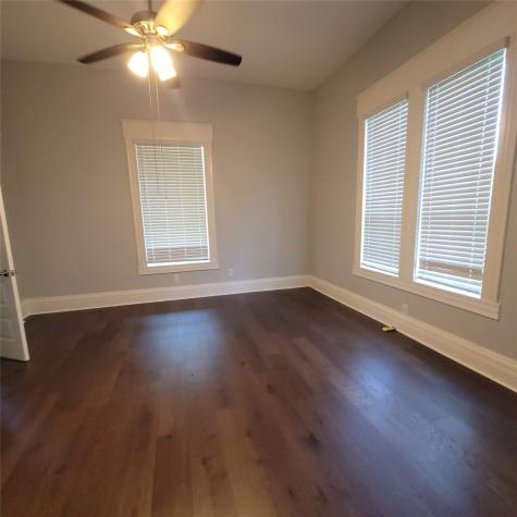 1325 W 13th Avenue Corsicana TX 75110