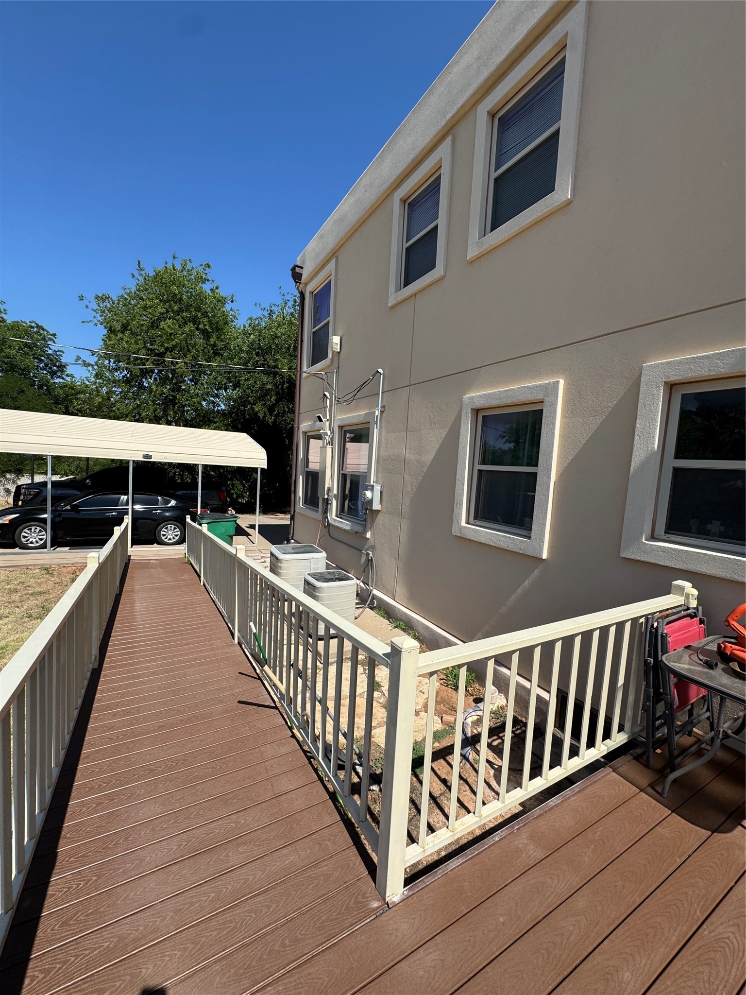 901 W 3rd Street Quanah TX 79252