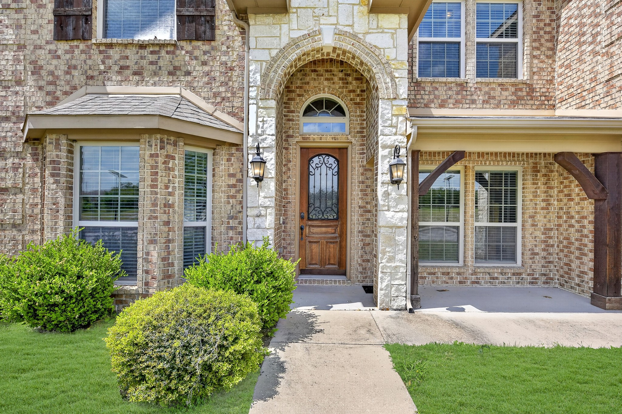 127 Lake Trail Drive Red Oak TX 75154