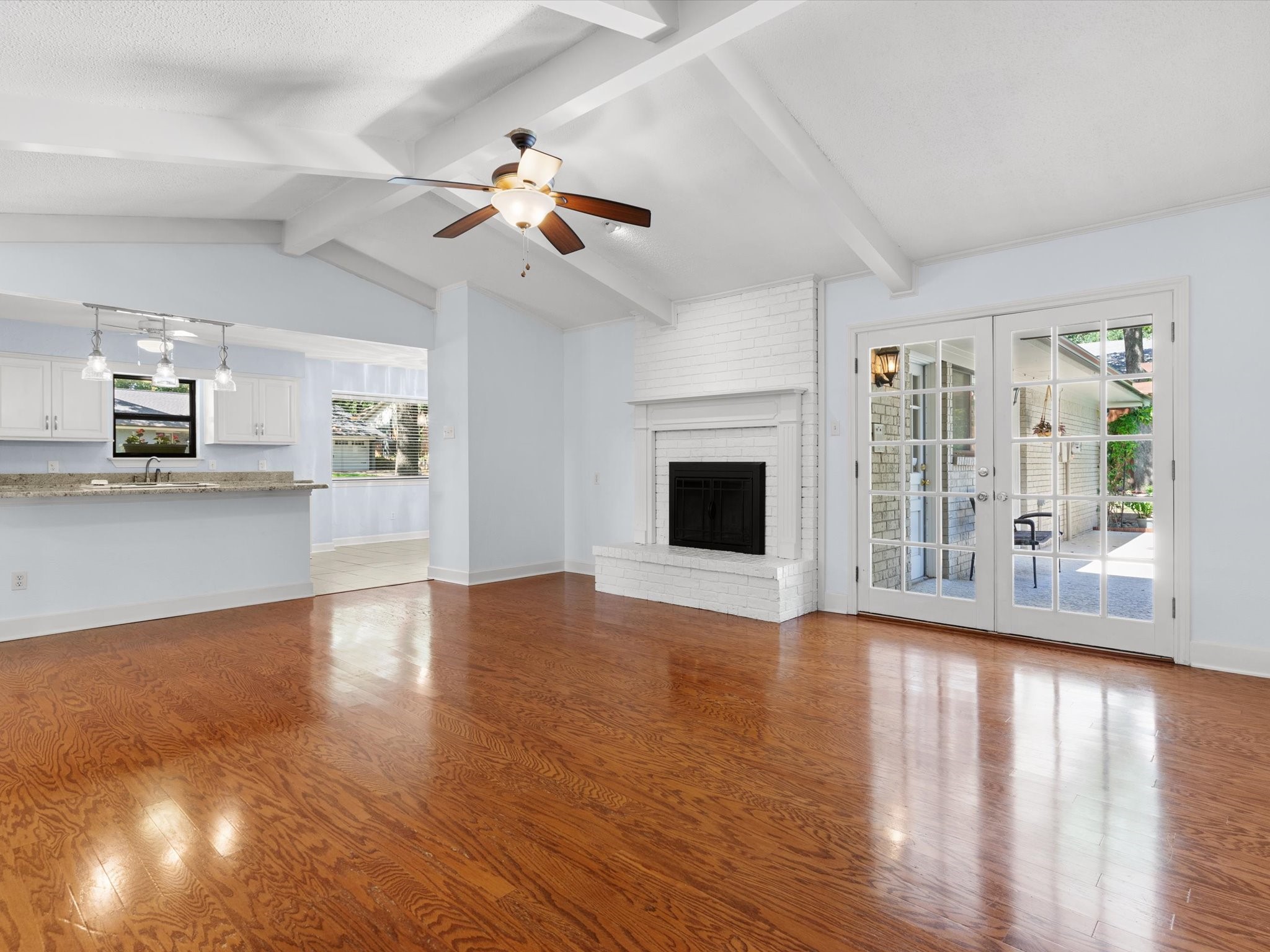 1800 Holm Oak Street Arlington TX 76012